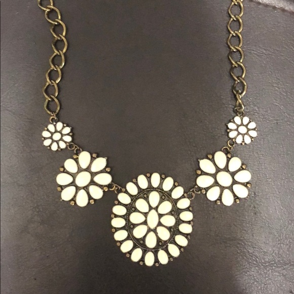 necklace - Picture 2 of 2